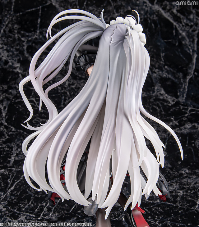 悪戯っぽく微笑む口元から舌先がチラリ…『アズレン』より「プリンツ・オイゲン：この夜に酔いしれ」フィギュアがクールでミステリアス
