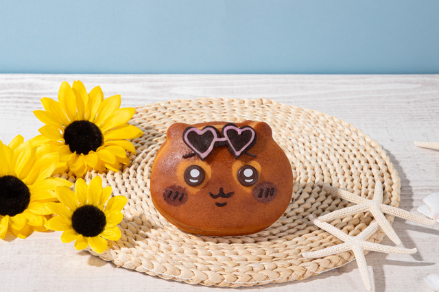 ひやけしちゃった…「ちいかわベーカリー」夏仕様のメニューが期間限定発売！パンになったキャラクターの可愛いノベルティにも注目