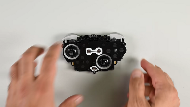 「スイッチ2」純正プロコン、やっぱり「ドリフト」悩まされそう？海外修理チャンネルからみる