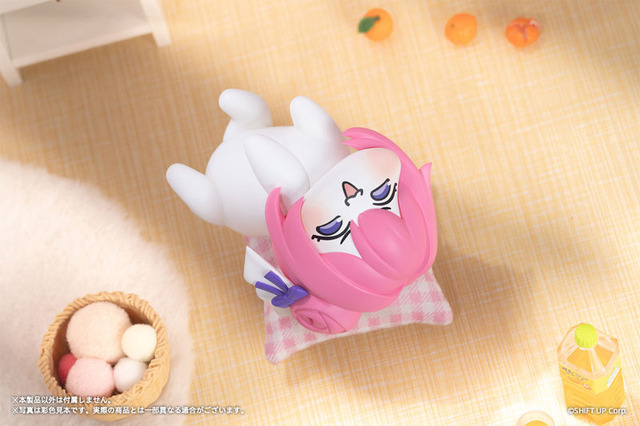 『勝利の女神：NIKKE』を代表する？謎生物「DORO」アクションフィギュア登場！出世街道を歩むネットミーム発のマスコット