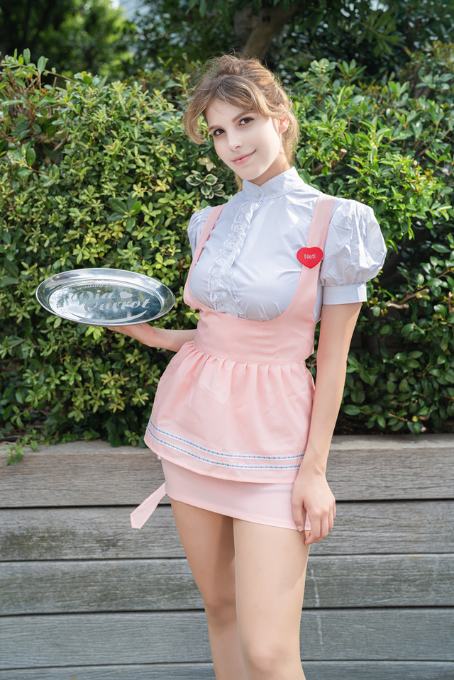 アンナミラーズ制服／ネトーチカ（X：@neti_jp）