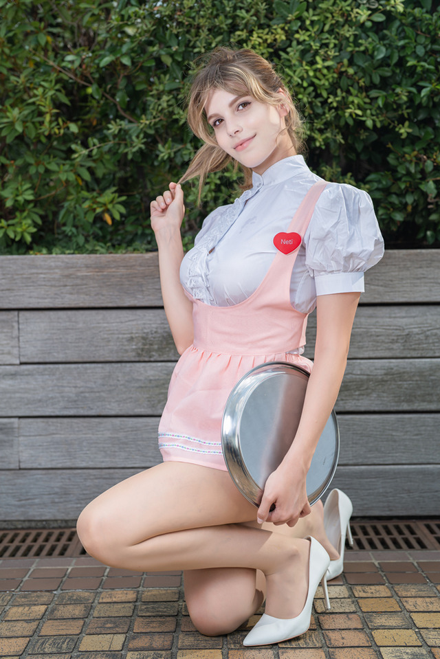 アンナミラーズ制服／ネトーチカ（X：@neti_jp）