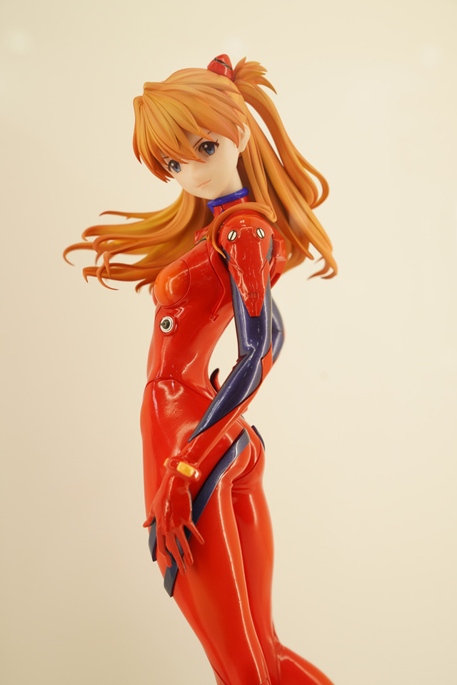 綾波レイ、アスカの大型造形物も！「エヴァワンフェス」珠玉の作品が大集結、放送30周年を記念した特別コラボ企画の様子をお届け【WF2025夏】