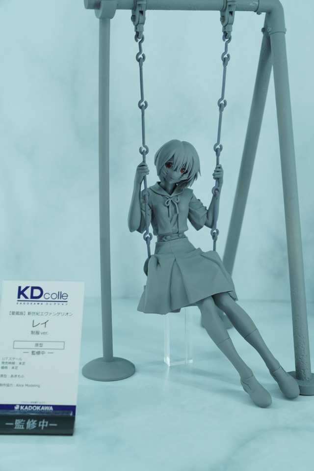綾波レイ、アスカの大型造形物も！「エヴァワンフェス」珠玉の作品が大集結、放送30周年を記念した特別コラボ企画の様子をお届け【WF2025夏】