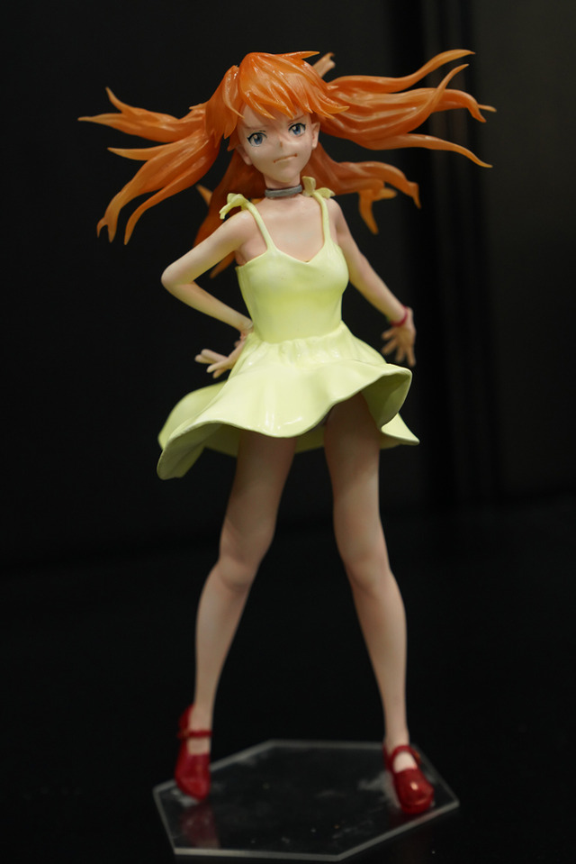 綾波レイ、アスカの大型造形物も！「エヴァワンフェス」珠玉の作品が大集結、放送30周年を記念した特別コラボ企画の様子をお届け【WF2025夏】