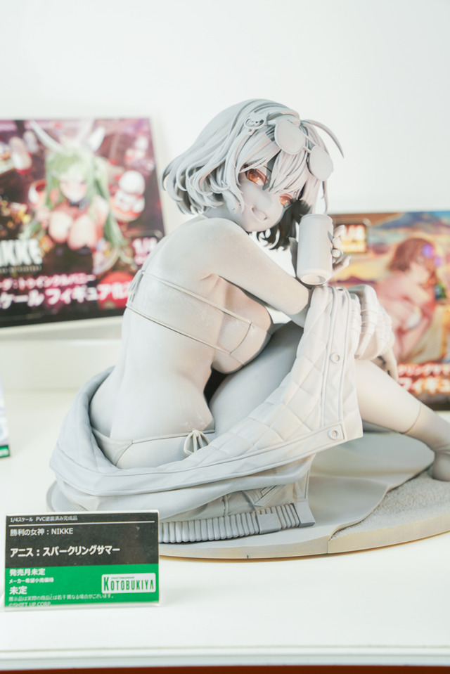 【WF2025夏】今年の夏は『NIKKE』が熱い！通常衣装から夏衣装まで、勝利の女神の麗しいフィギュアが「ワンフェス」に大集結
