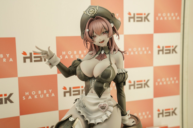 【WF2025夏】今年の夏は『NIKKE』が熱い！通常衣装から夏衣装まで、勝利の女神の麗しいフィギュアが「ワンフェス」に大集結
