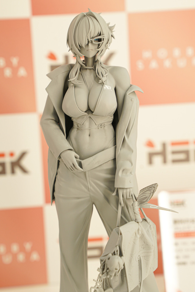 【WF2025夏】今年の夏は『NIKKE』が熱い！通常衣装から夏衣装まで、勝利の女神の麗しいフィギュアが「ワンフェス」に大集結