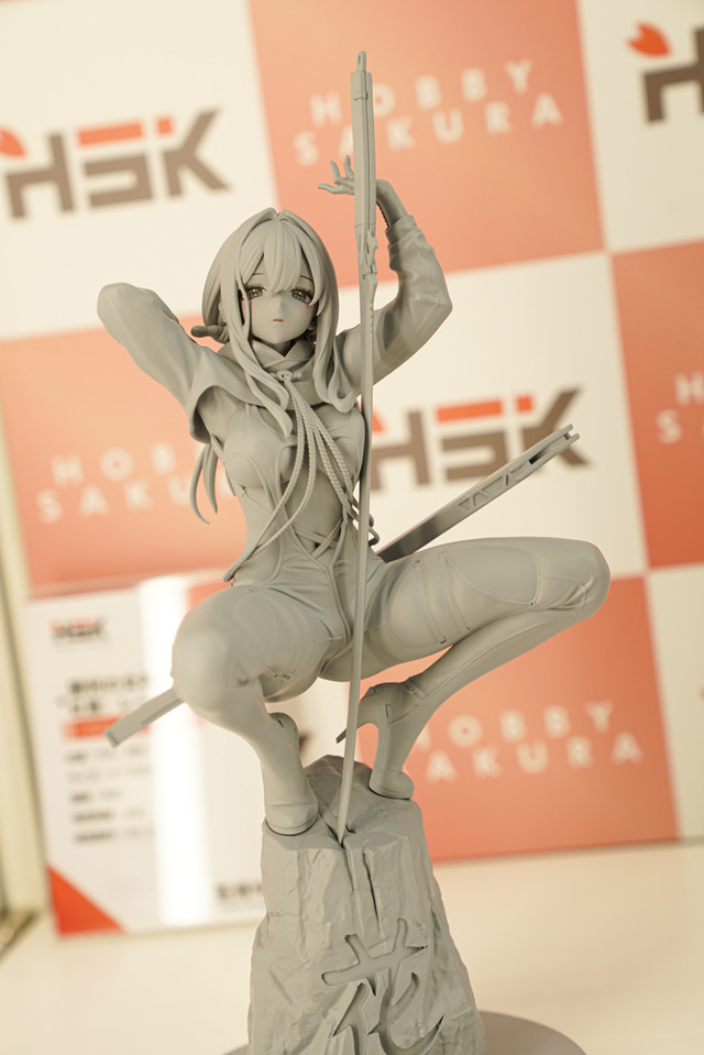 【WF2025夏】今年の夏は『NIKKE』が熱い！通常衣装から夏衣装まで、勝利の女神の麗しいフィギュアが「ワンフェス」に大集結