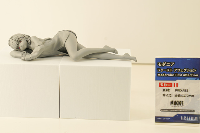 【WF2025夏】今年の夏は『NIKKE』が熱い！通常衣装から夏衣装まで、勝利の女神の麗しいフィギュアが「ワンフェス」に大集結