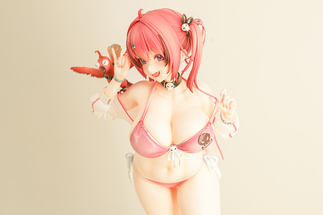 【WF2025夏】今年の夏は『NIKKE』が熱い！通常衣装から夏衣装まで、勝利の女神の麗しいフィギュアが「ワンフェス」に大集結