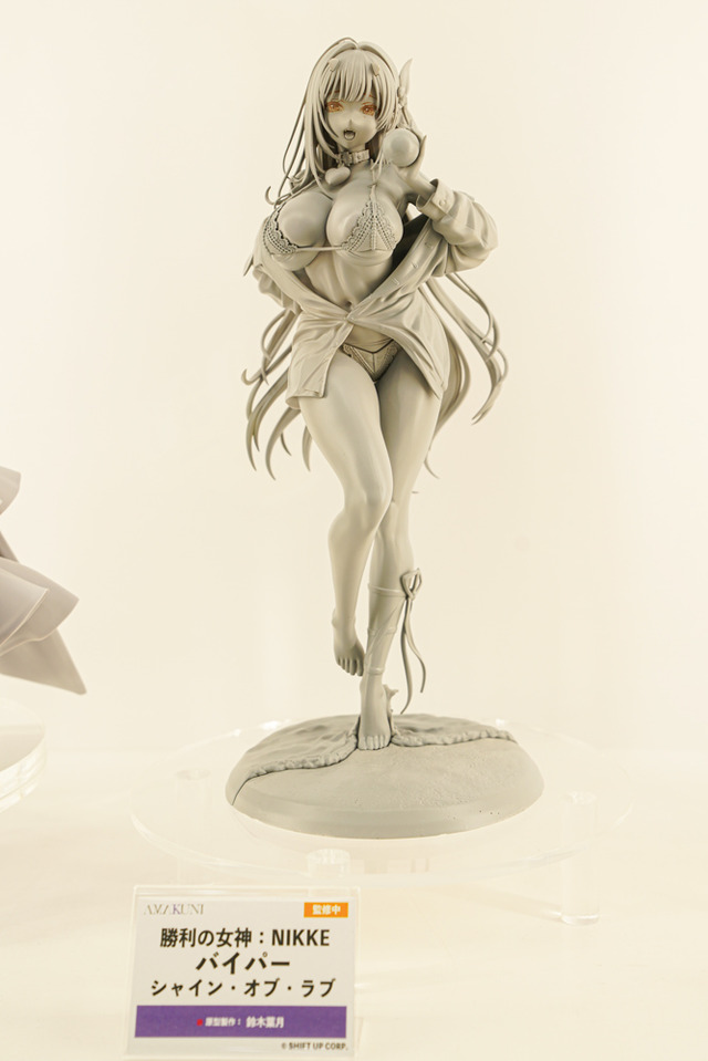 【WF2025夏】今年の夏は『NIKKE』が熱い！通常衣装から夏衣装まで、勝利の女神の麗しいフィギュアが「ワンフェス」に大集結