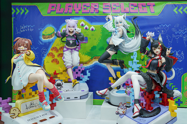 ホロライブ・フワモコやゲーマーズ等身大フィギュアの可愛さが無限大！「ミクxガンダムW」コラボなど「ワンフェス」を電脳アイドルが彩る【WF2025夏】