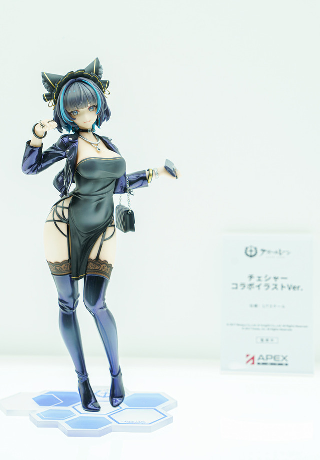 ドキッとする夏衣装から涼やかなドレスまで、「ワンフェス」に猛暑を吹き飛ばす『アズレン』『ブルアカ』美女フィギュアが集結【WF2025夏】