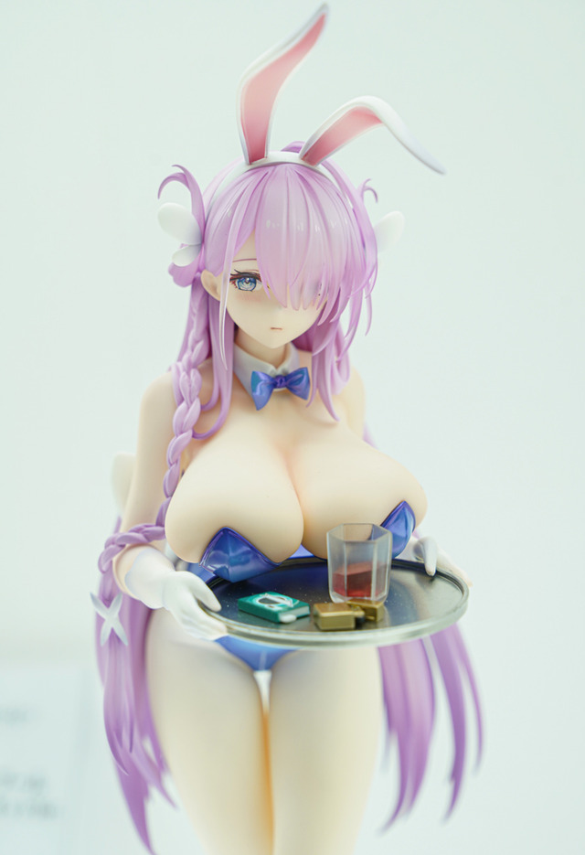 ドキッとする夏衣装から涼やかなドレスまで、「ワンフェス」に猛暑を吹き飛ばす『アズレン』『ブルアカ』美女フィギュアが集結【WF2025夏】
