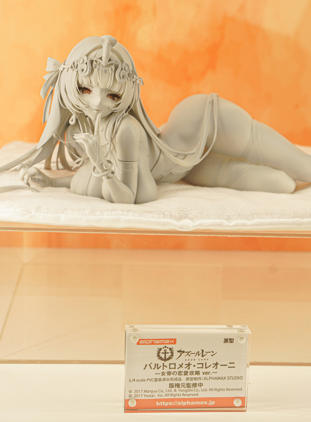 ドキッとする夏衣装から涼やかなドレスまで、「ワンフェス」に猛暑を吹き飛ばす『アズレン』『ブルアカ』美女フィギュアが集結【WF2025夏】