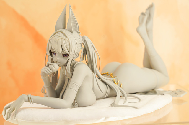 ドキッとする夏衣装から涼やかなドレスまで、「ワンフェス」に猛暑を吹き飛ばす『アズレン』『ブルアカ』美女フィギュアが集結【WF2025夏】
