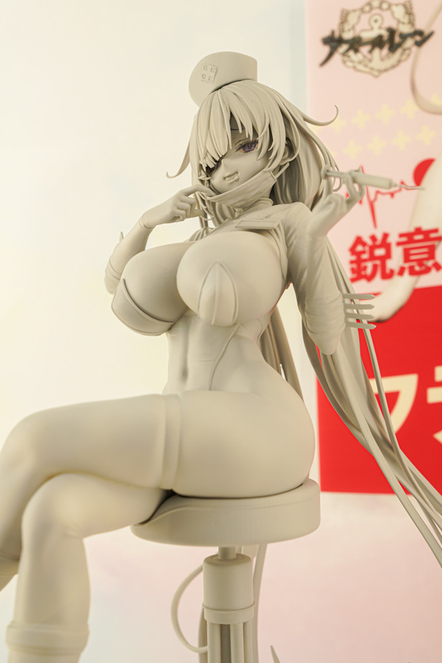 ドキッとする夏衣装から涼やかなドレスまで、「ワンフェス」に猛暑を吹き飛ばす『アズレン』『ブルアカ』美女フィギュアが集結【WF2025夏】