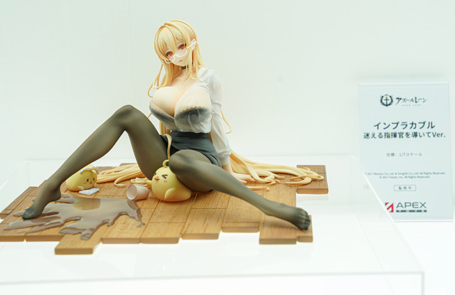 ドキッとする夏衣装から涼やかなドレスまで、「ワンフェス」に猛暑を吹き飛ばす『アズレン』『ブルアカ』美女フィギュアが集結【WF2025夏】