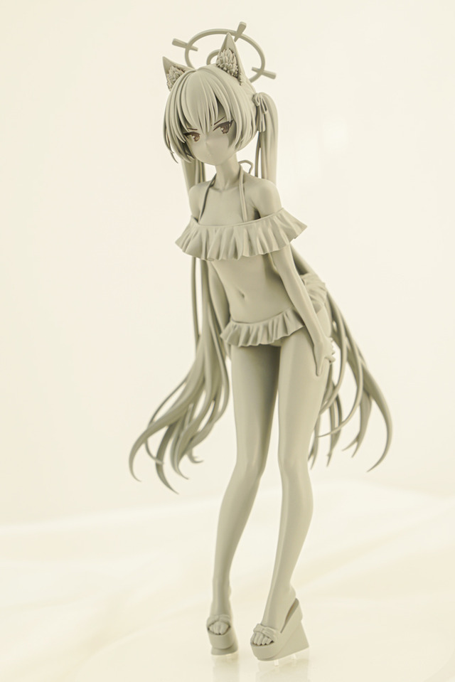 ドキッとする夏衣装から涼やかなドレスまで、「ワンフェス」に猛暑を吹き飛ばす『アズレン』『ブルアカ』美女フィギュアが集結【WF2025夏】