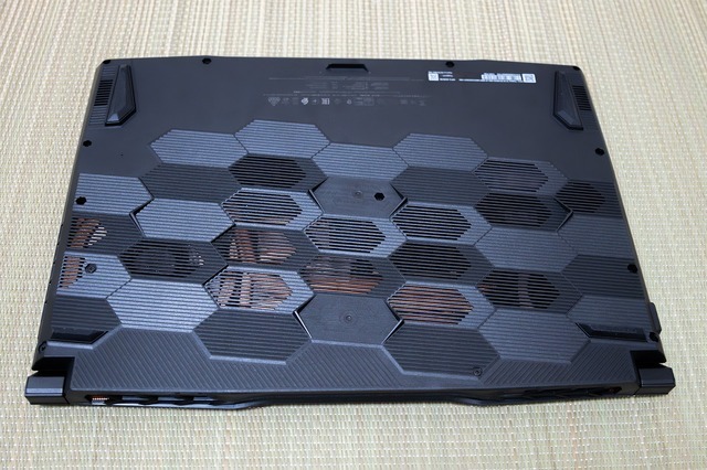 最新技術で研ぎ澄まされた名刀「MSI Katana 15HX B14Wシリーズ」を極めるために居合抜刀の達人に教えを乞う…“優れたゲーミングノート”と“優れた刀”は似ているのだ！