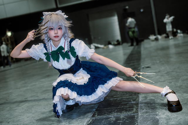 十六夜咲夜『東方Project』／鸭嘎Instagram：yaga_23333)