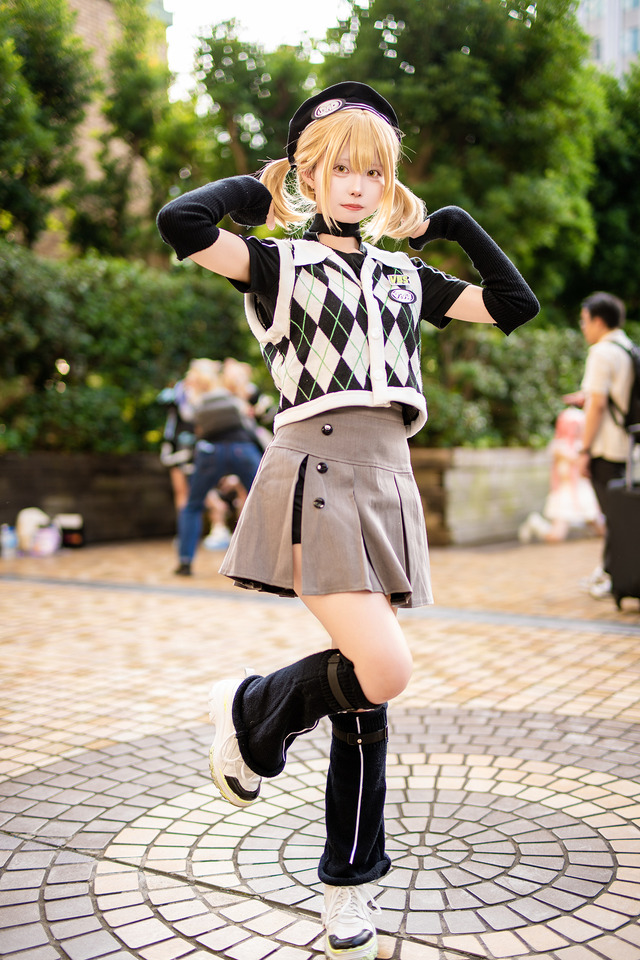 小豆沢こはね『プロジェクトセカイ カラフルステージ！ feat. 初音ミク</b></a>』／reo（X：@reo_cosplay）