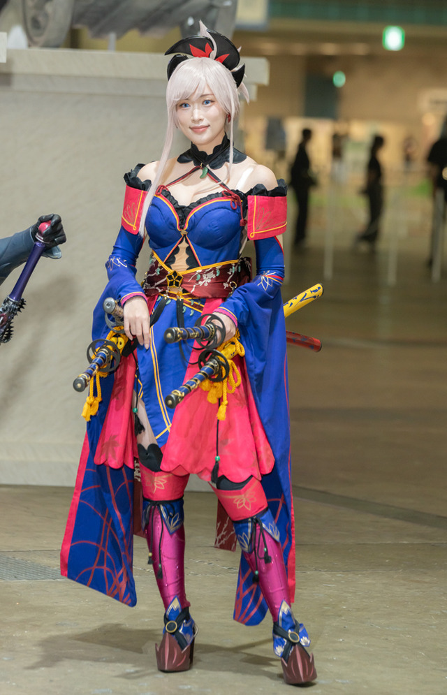「FGO Fes. 2025」開幕！10周年となるメモリアルフェスは過去最大規模、公式コスプレイヤーと着ぐるみが揃ってお出迎え
