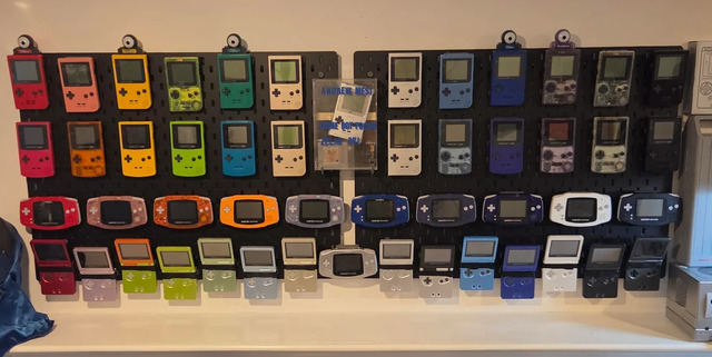「冗談抜きでゲームボーイが好きなんだ」GBA等含む70種の圧巻コレクション