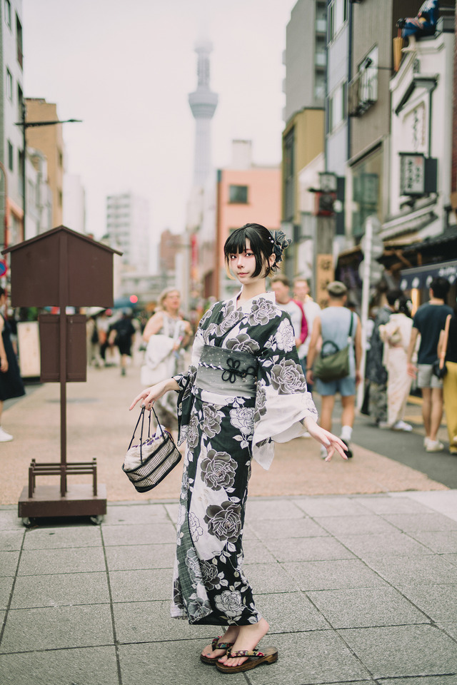 四巫日モミ（X：@momihi__44、Instagram：momihi__444）