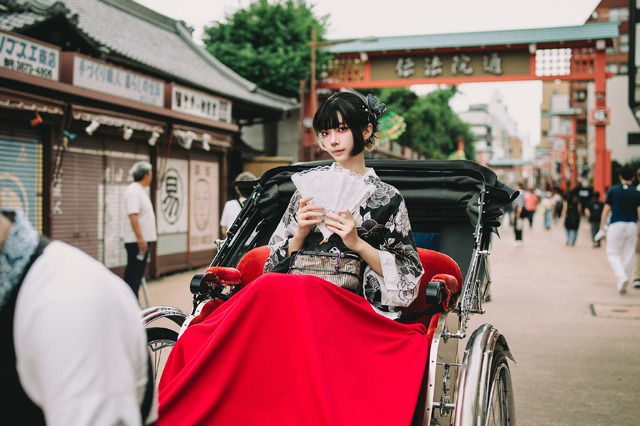 四巫日モミ（X：@momihi__44、Instagram：momihi__444）