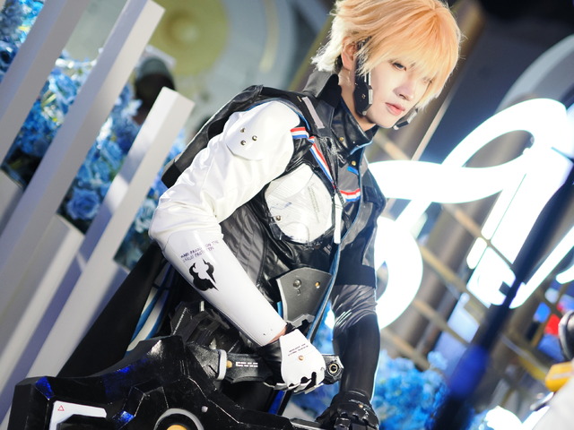 『鳴潮』×『パニグレ』がてんこ盛り！美女コスプレイヤーにもいっぱい会えた「KUROFEST」フォトレポート