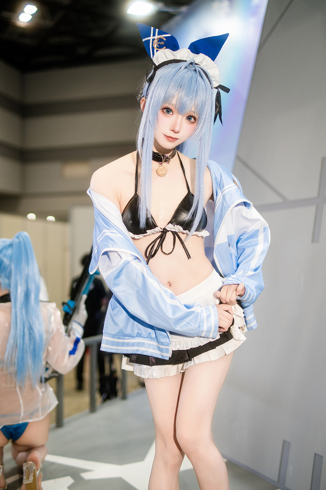 アンカー『勝利の女神:NIKKE』／綺太郎（X：@kitaro_cos）