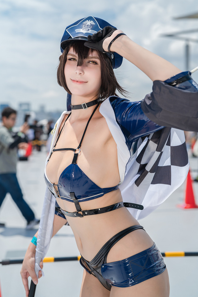 【コスプレ】スタイル抜群なレースクイーンのボルチモア、夏衣装ドロシーやノエル団長まで「コミケ106」美女レイヤー10選【写真】