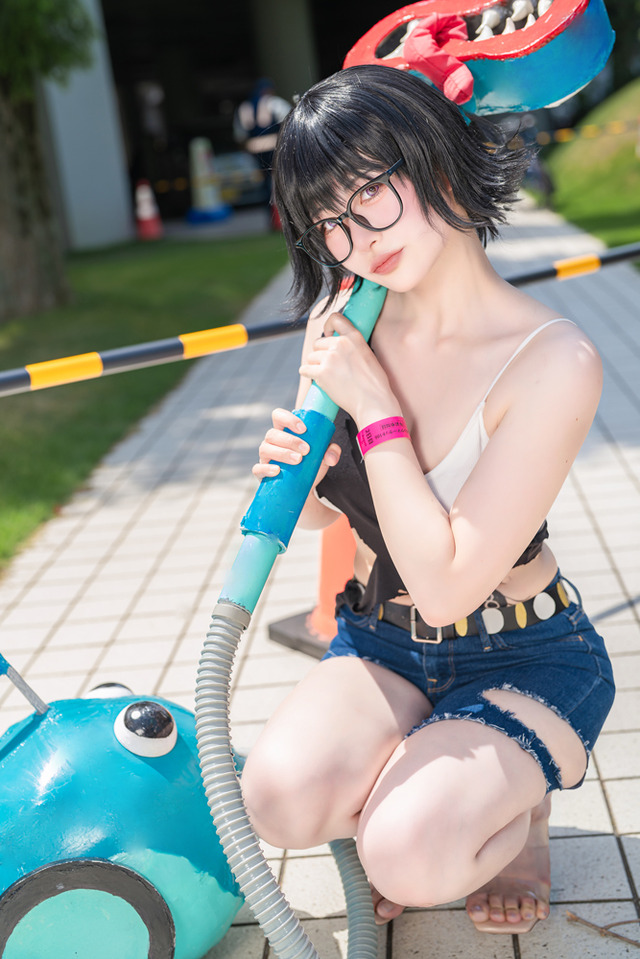 【コスプレ】スタイル抜群なレースクイーンのボルチモア、夏衣装ドロシーやノエル団長まで「コミケ106」美女レイヤー10選【写真】