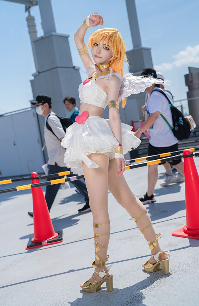 アナーキー・パンティ「パンティ&ストッキングwithガーターベルト」／美里千明（X：@misatoONline）