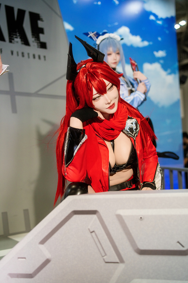 レッドフード『勝利の女神:NIKKE』／Yasal（X：@Yasal_170）【勝利の女神:NIKKEブース】