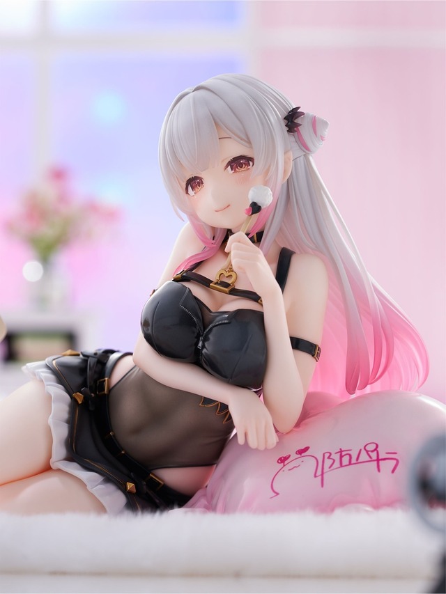 おなかの透け感！VTuber・周防パトラがゲーミング服で立体化ー本人監修でASMR配信の雰囲気を再現