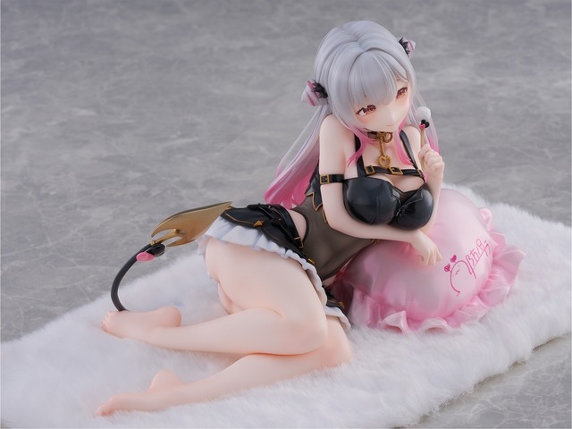 おなかの透け感！VTuber・周防パトラがゲーミング服で立体化ー本人監修でASMR配信の雰囲気を再現
