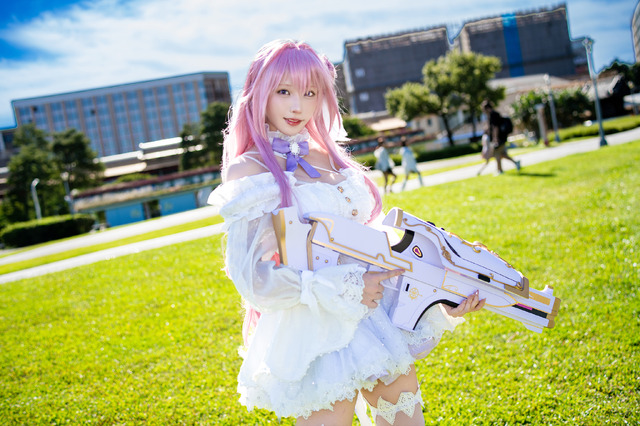 ドロシー『勝利の女神:NIKKE』／えなこ（X：@enako_cos）