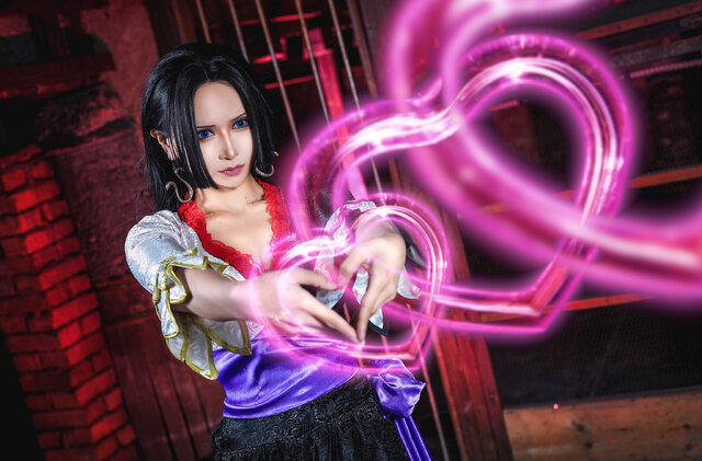 【コスプレ】「ONE PIECE」ハンコックが眩しすぎる!9月2日(九蛇)の誕生日を記念して、美女レイヤーによる人気フォトまとめ【写真13枚】