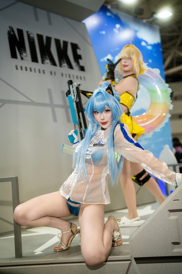 ヘルム『勝利の女神:NIKKE』／切切キリコ（X：@celia_aya）