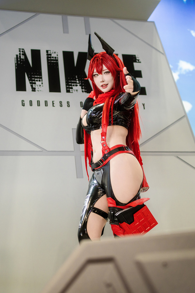 レッドフード『勝利の女神:NIKKE』／Yasal（X：@Yasal_170）