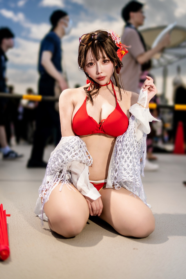 サクラ（水着ver.）勝利の女神:NIKKE』／かがみ。もち（X：@kagamisou）