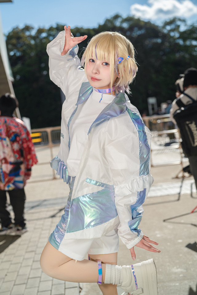 轟はじめ／菜柚（X：@n_ay_u）