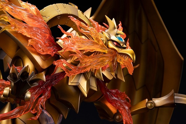 『遊戯王』ラー、オシリス、オベリスクの三幻神が究極の姿で降臨！エフェクトパーツやライトアップ機能搭載専用台座、記憶石版リモコンがセットで商品化