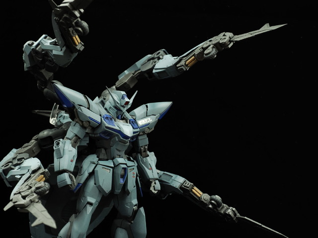 制作期間7年...！1/144スケールの特大「ガランシェール」があまりにデカ過ぎた！「NEXT MODELERS EXPO '25」フォトレポート【前編】