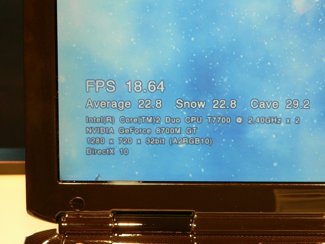 DELL 最強ゲーミングノート XPS M1730を発売〜世界初、メーカー製ノートPCにGeForce 8700MをSLI構成で搭載！