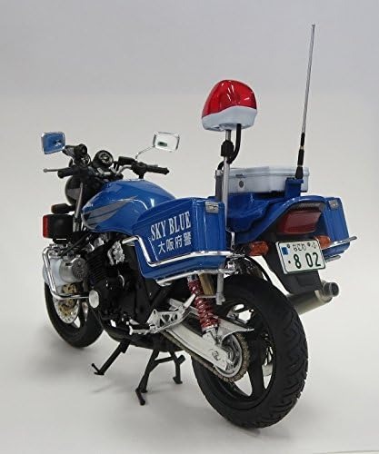 「街を守る青バイ！」「プラモで再現できるなんて胸アツ」　大阪府警仕様CB400が12％オフで手に入る