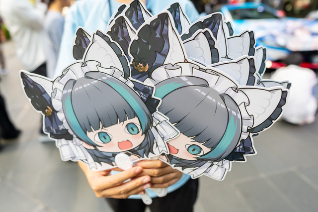 【コスプレ】『アズレン』8周年記念したお祭りが秋葉原で開催！指揮官を沸かせた美女コスプレイヤー、個性あふれる展示が最高すぎた【写真64枚】